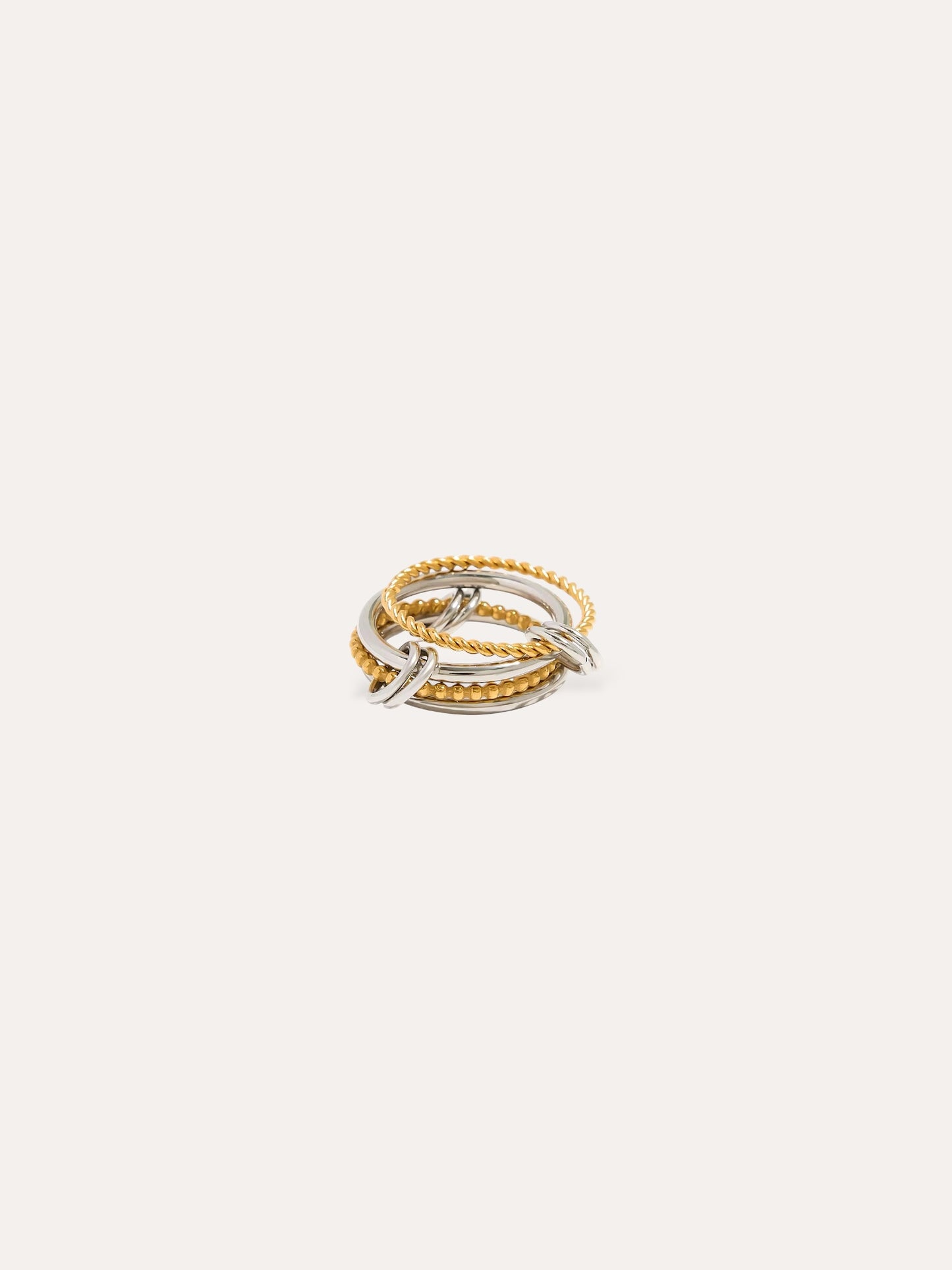 TWIRLS RING