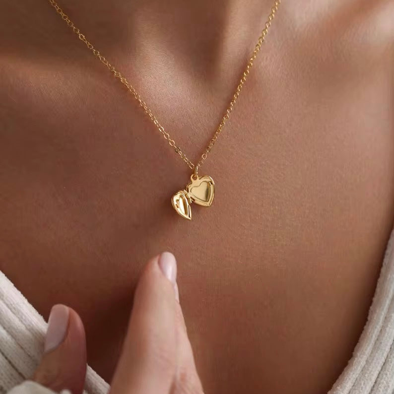Minimal Heart Locket Necklace