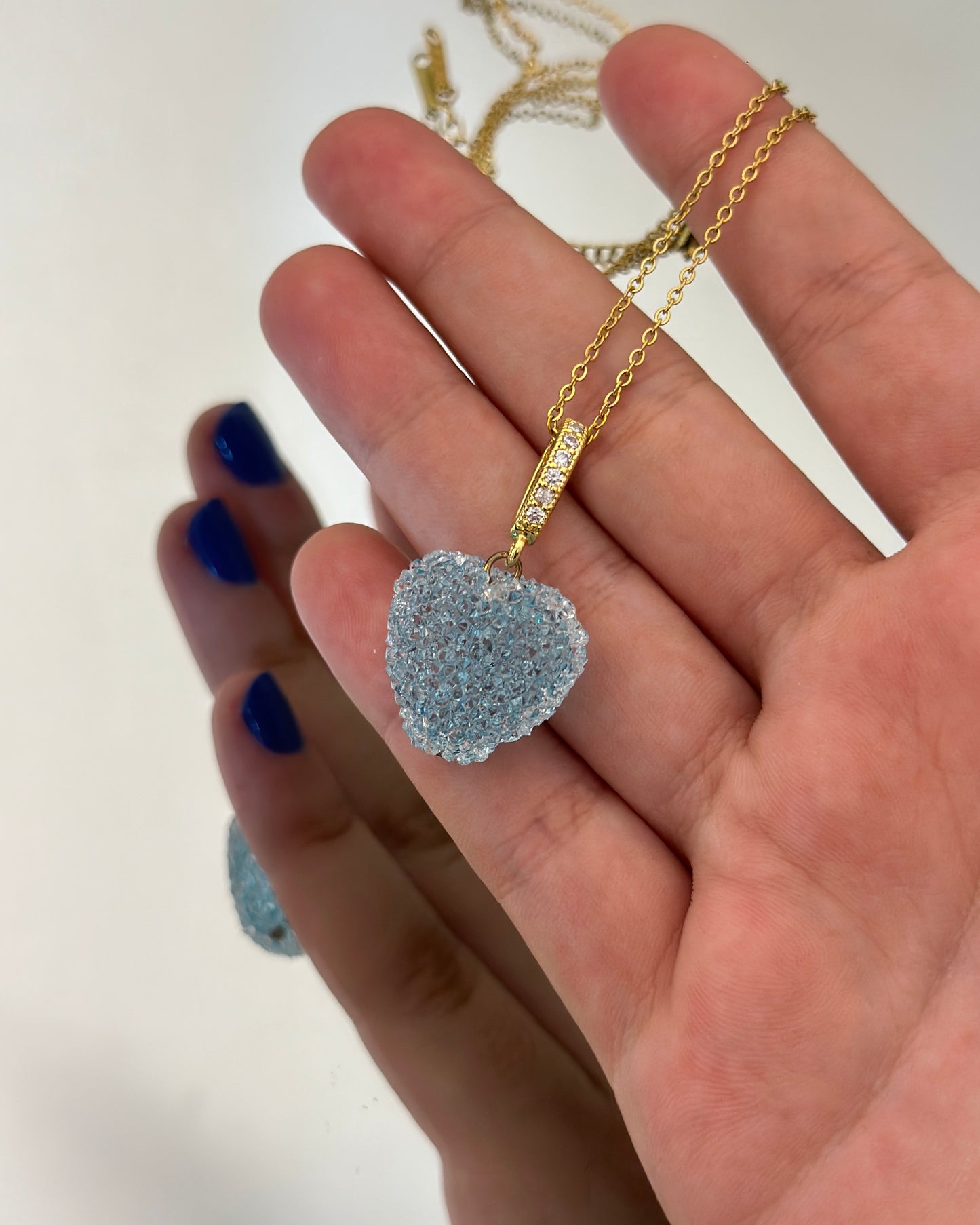 MIA NECKLACE