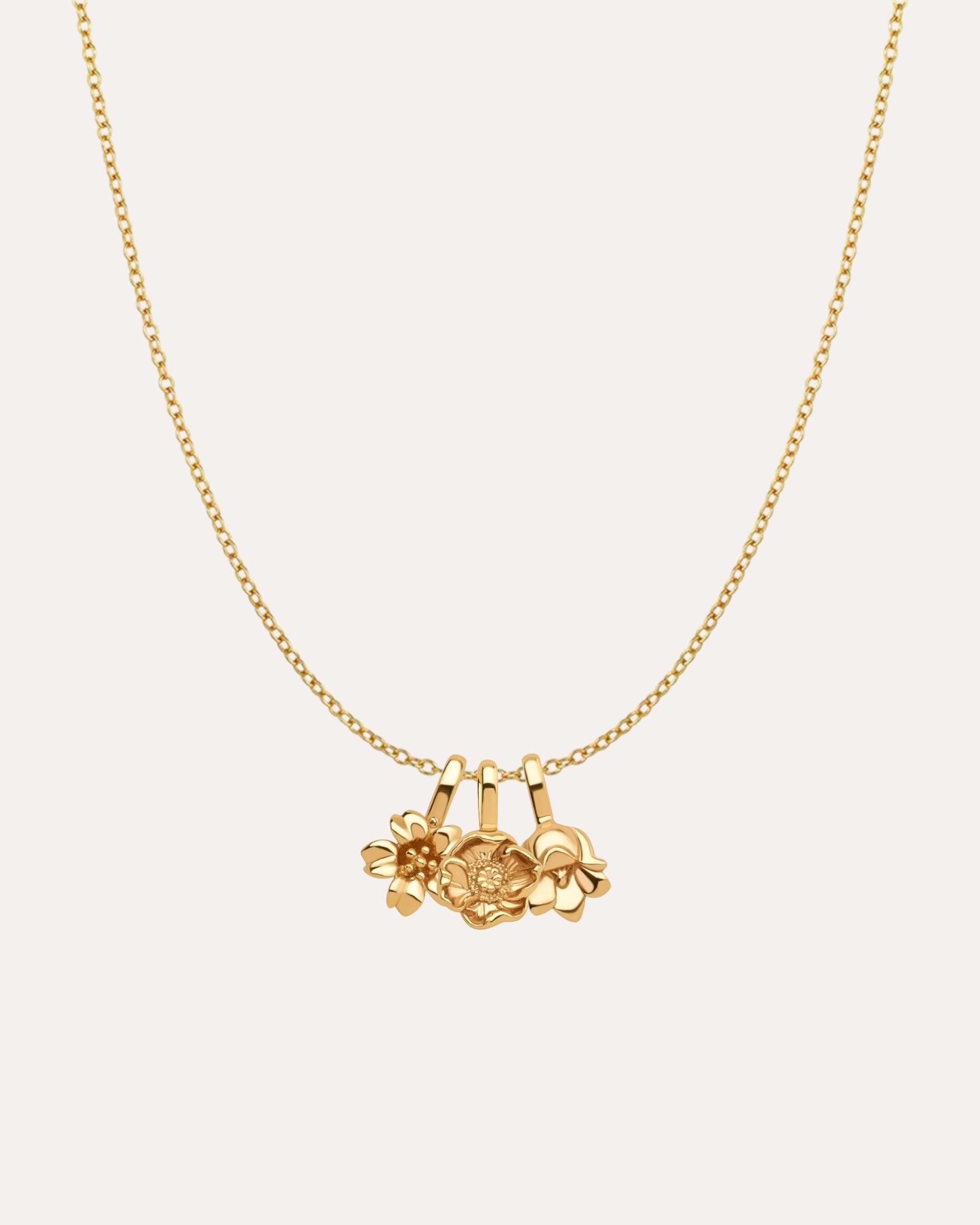 LOVE IN BLOOM NECKLACE